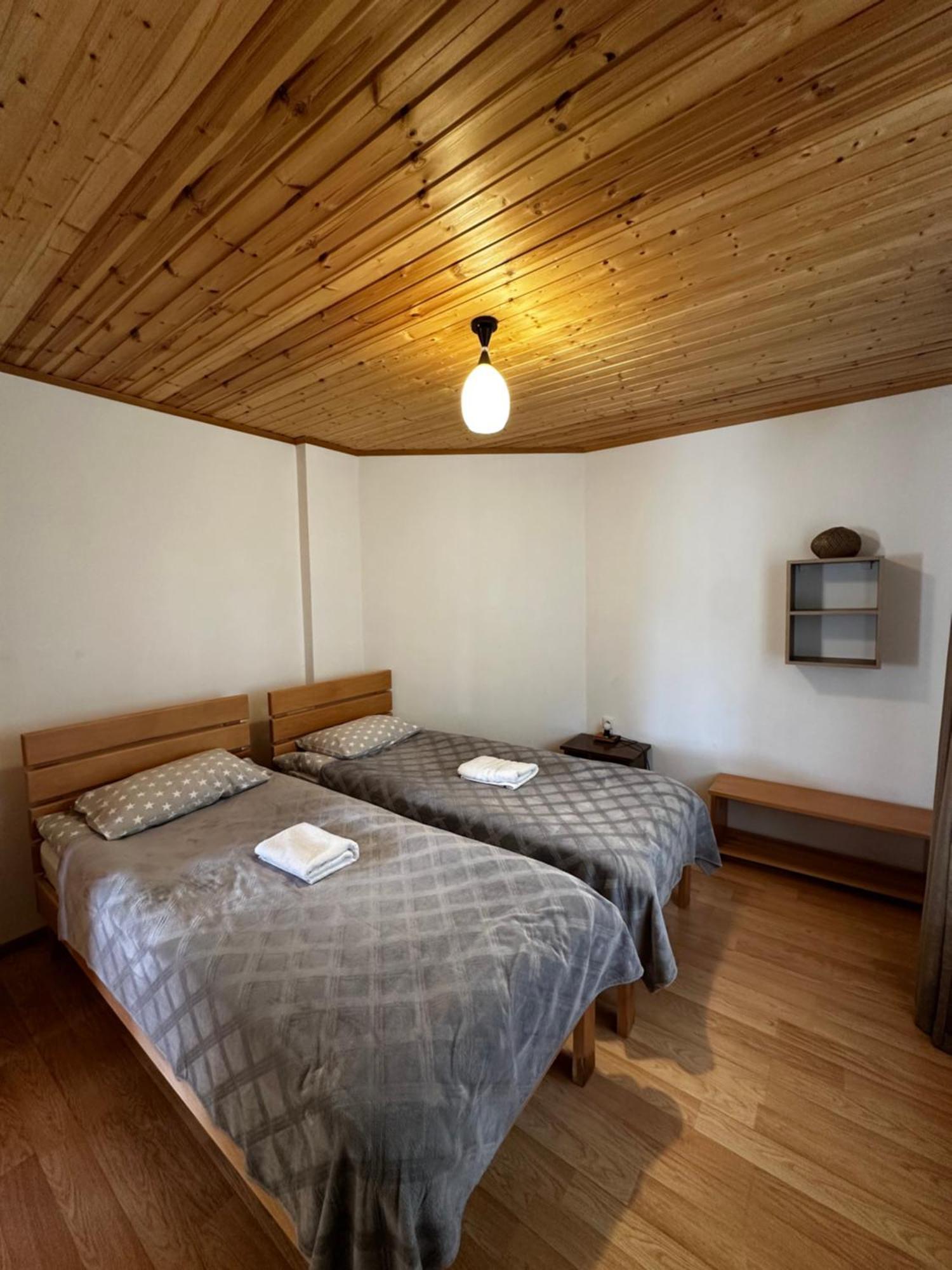 Guest House Victor Zhabeshi Bagian luar foto