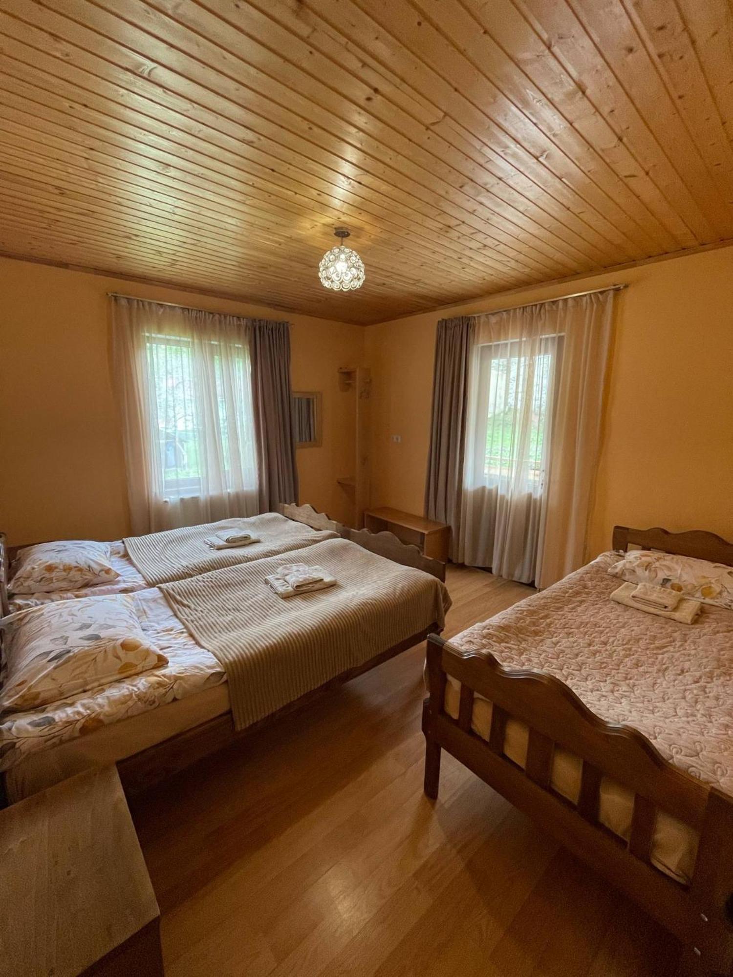 Guest House Victor Zhabeshi Bagian luar foto